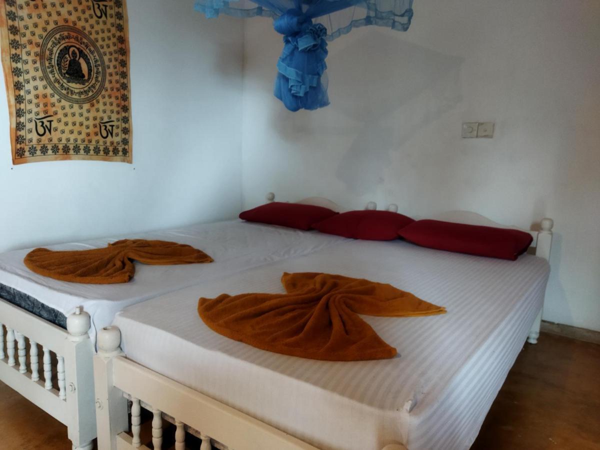 Sunchaser Beach Hotel Tangalle Eksteriør bilde