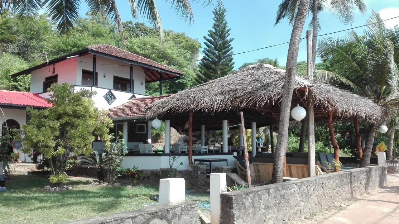 Sunchaser Beach Hotel Tangalle Eksteriør bilde