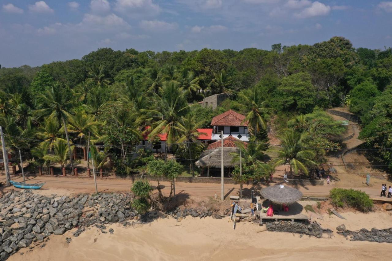 Sunchaser Beach Hotel Tangalle Eksteriør bilde