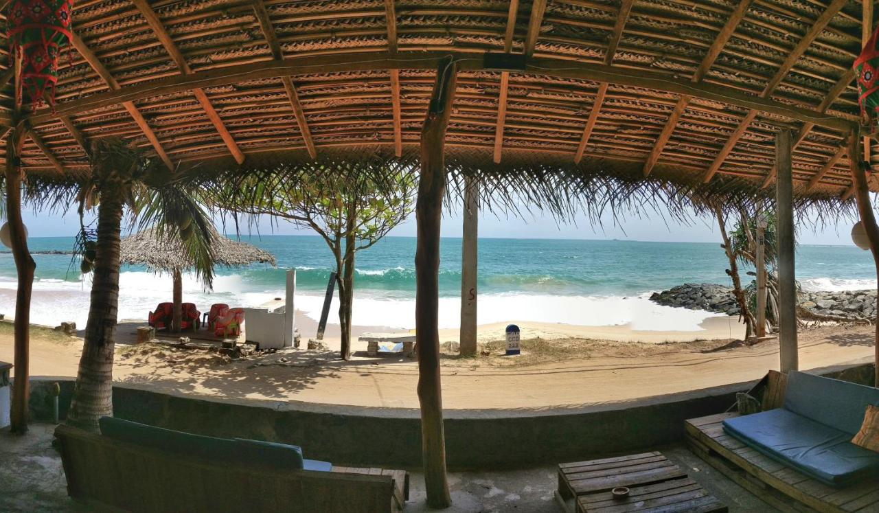 Sunchaser Beach Hotel Tangalle Eksteriør bilde